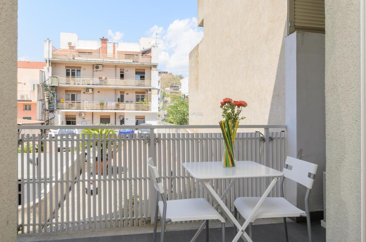 Marina D'Agro Residence Santa Teresa Di Riva Exterior foto