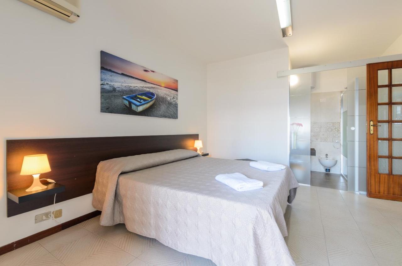 Marina D'Agro Residence Santa Teresa Di Riva Exterior foto