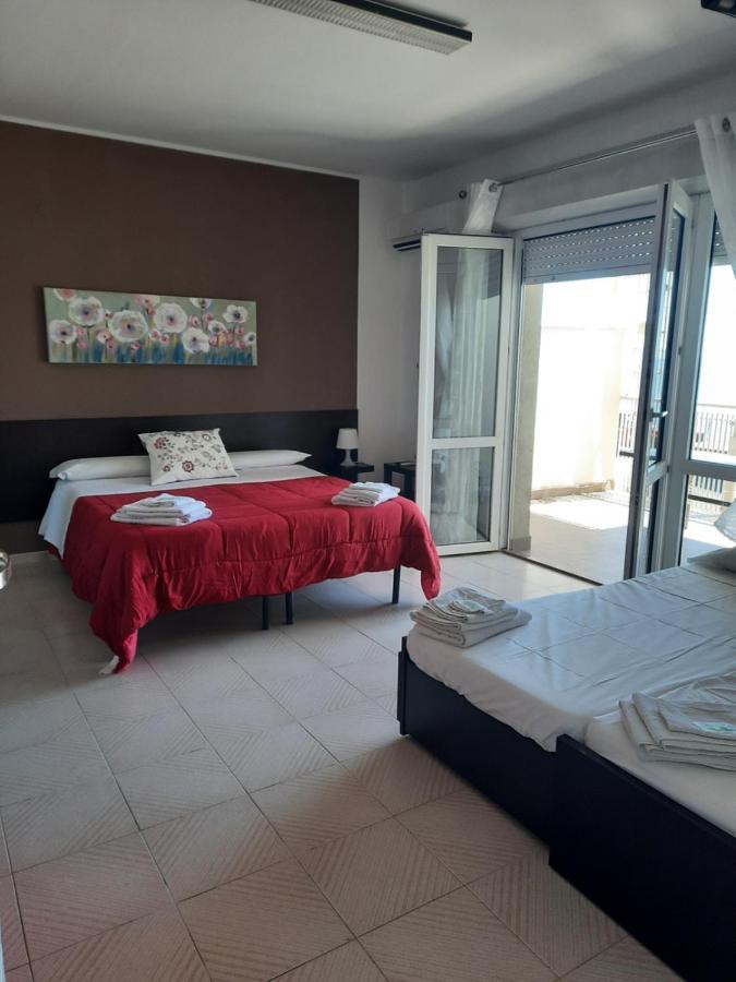 Marina D'Agro Residence Santa Teresa Di Riva Exterior foto